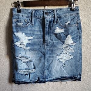 Abercrombie & Fitch Ripped Denim Skirt / Size 4